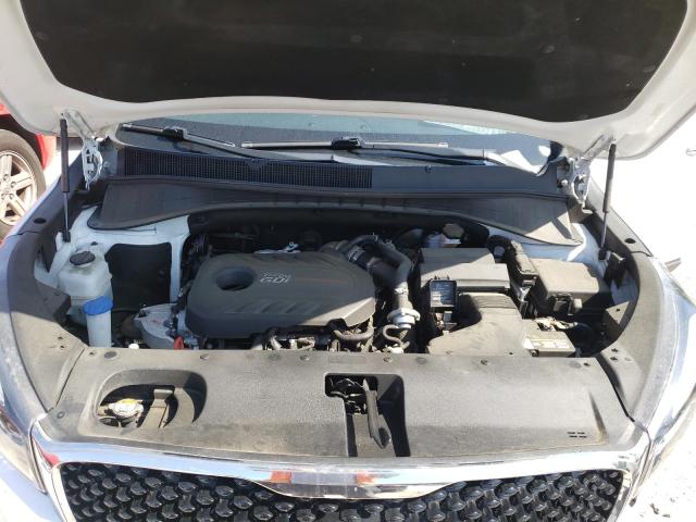 Photo 7 from auction – 2016 KIA SORENTO EX with VIN 5XYPH4A14GG045887