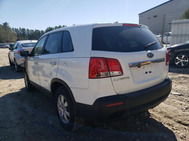 Photo 3 from auction – 2013 KIA SORENTO LX with VIN 5XYKT3A11DG383522