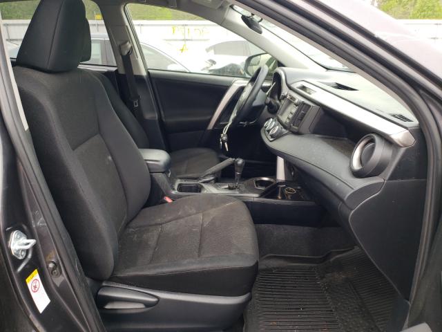 Photo 5 from auction – 2017 TOYOTA RAV4 LE with VIN JTMBFREV0HJ711798