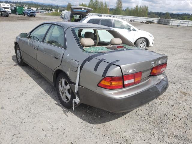 Photo 3 from auction – 1998 LEXUS ES 300 with VIN JT8BF28G8W0084550