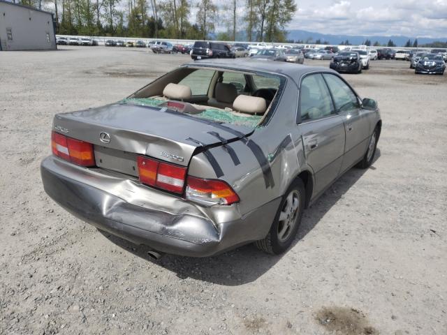 Photo 4 from auction – 1998 LEXUS ES 300 with VIN JT8BF28G8W0084550