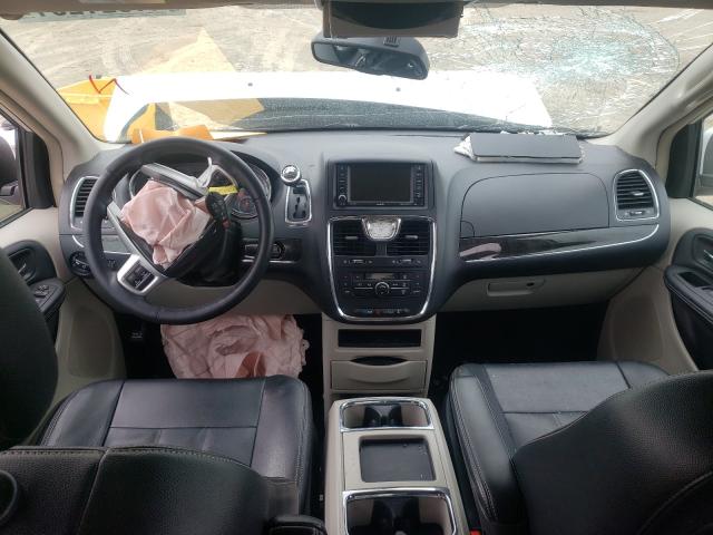 Photo 9 from auction – 2016 CHRYSLER TOWN & COU with VIN 2C4RC1BG8GR303669