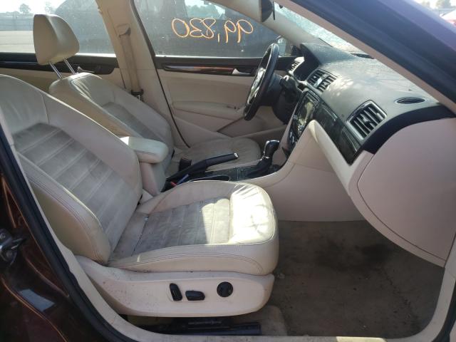 Photo 5 from auction – 2014 VOLKSWAGEN PASSAT SEL with VIN 1VWCS7A34EC020358
