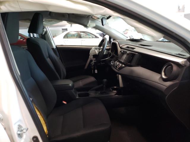 Photo 5 from auction – 2016 TOYOTA RAV 4 with VIN JTMBFREV5GD193104