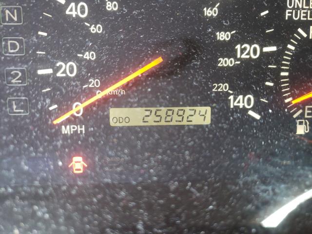 Photo 8 from auction – 1998 LEXUS ES 300 with VIN JT8BF28G8W0084550