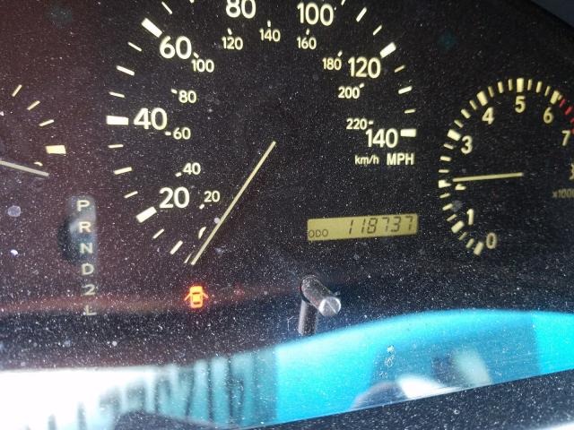 Photo 8 from auction – 2003 LEXUS RX 300 with VIN JTJHF10U730298333