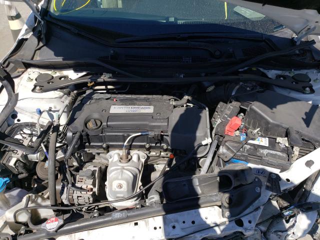 Photo 7 from auction – 2015 HONDA ACCORD EXL with VIN 1HGCR2F84FA164366
