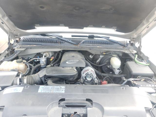 Photo 7 from auction – 2005 CHEVROLET SILVERADO with VIN 2GCEC19V851316954