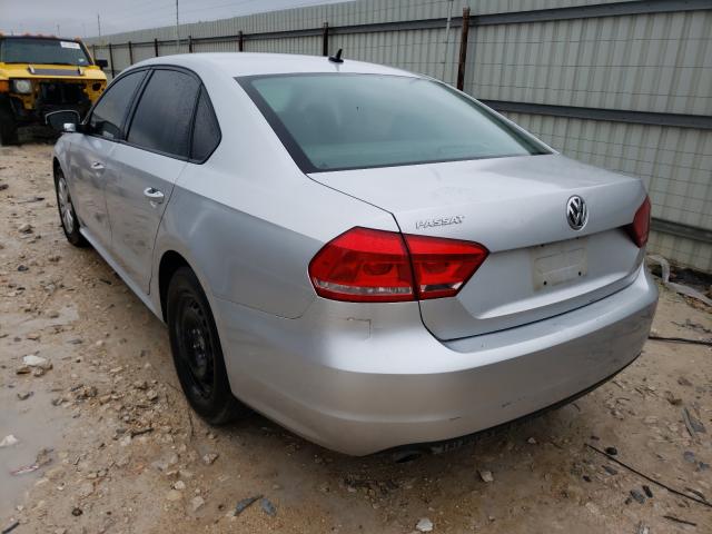 Photo 3 from auction – 2013 VOLKSWAGEN PASSAT S with VIN 1VWAP7A35DC076736
