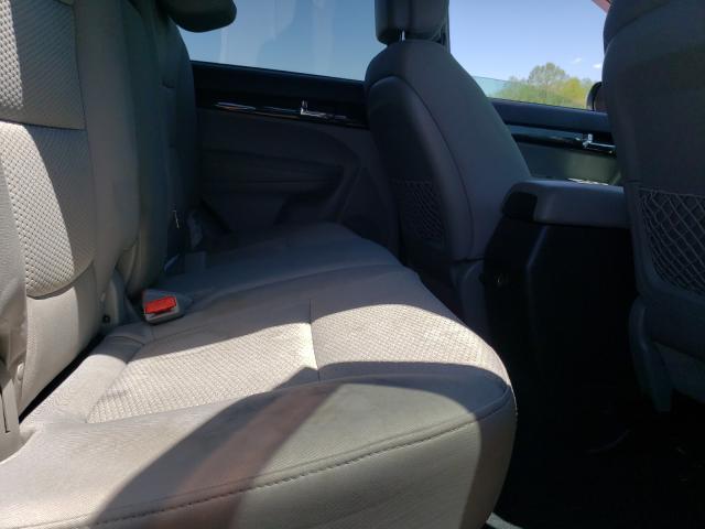 Photo 6 from auction – 2011 KIA SORENTO BA with VIN 5XYKTCA1XBG154284