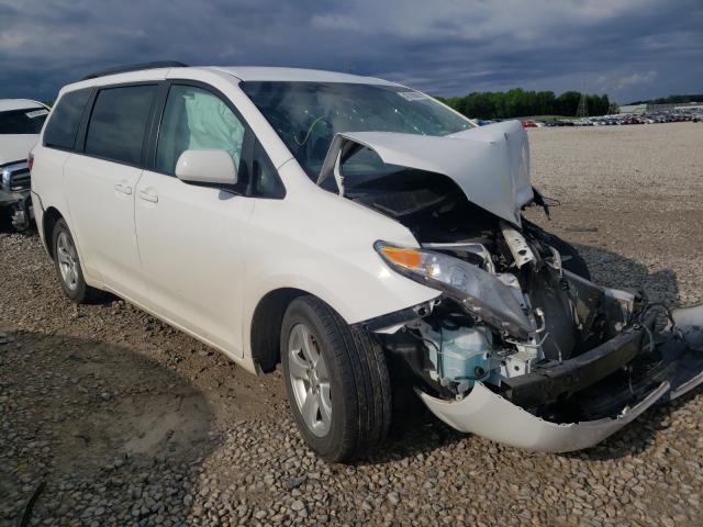 TOYOTA SIENNA LE 2016 with VIN 5TDKK3DC9GS722521 - Photo from auction