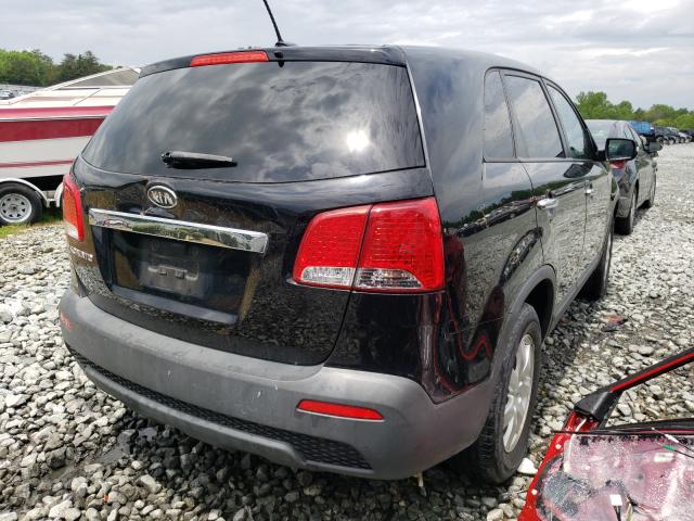 Photo 4 from auction – 2013 KIA SORENTO LX with VIN 5XYKT3A17DG409640