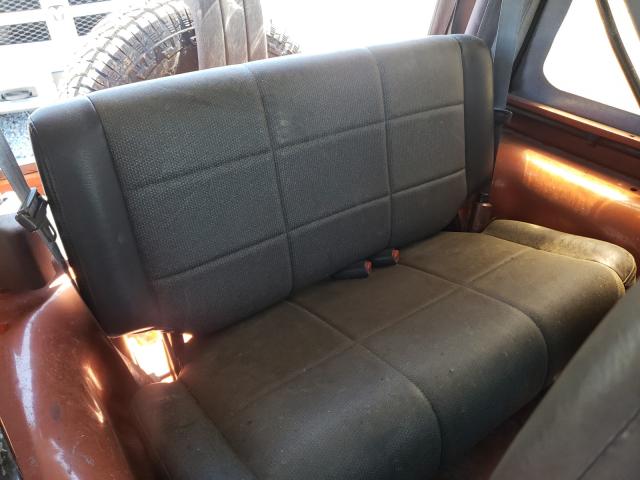 Photo 6 from auction – 2000 JEEP WRANGLER / with VIN 1J4FA29P1YP802105