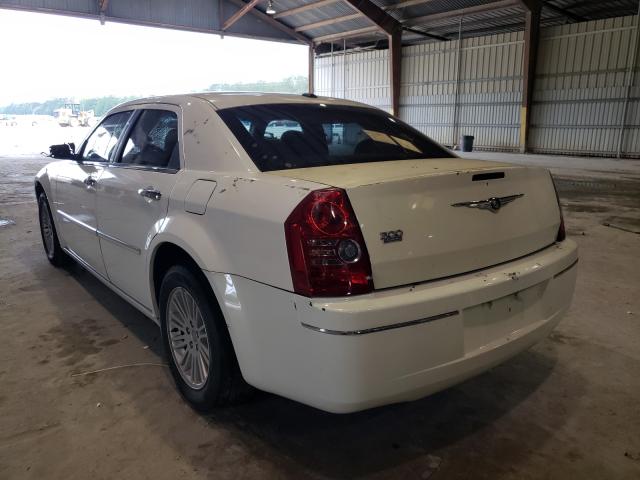 Photo 3 from auction – 2010 CHRYSLER 300 TOURIN with VIN 2C3CA5CV7AH139851
