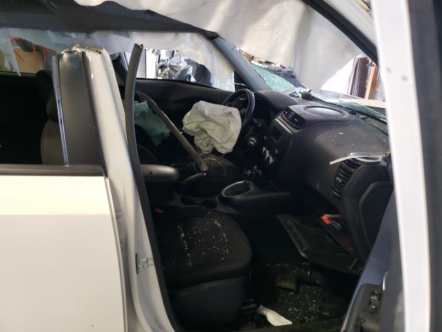 Photo 5 from auction – 2016 KIA SOUL with VIN KNDJN2A21G7266338