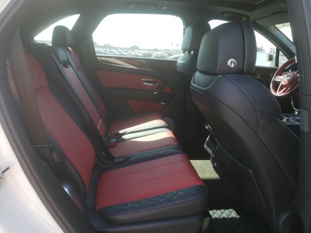 Photo 6 from auction – 2018 BENTLEY BENTAYGA with VIN SJAAC4ZV6JC020286