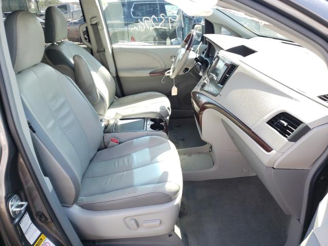 Photo 5 from auction – 2011 TOYOTA SIENNA XLE with VIN 5TDDK3DC6BS020660
