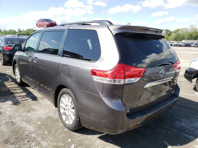 Photo 3 from auction – 2011 TOYOTA SIENNA XLE with VIN 5TDDK3DC6BS020660