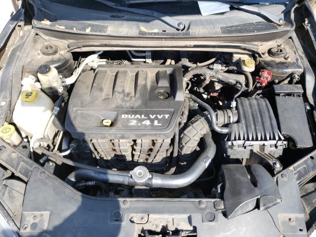 Photo 7 from auction – 2013 CHRYSLER 200 TOURIN with VIN 1C3CCBBB5DN651782