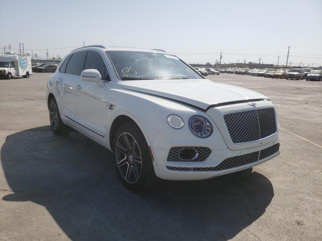BENTLEY BENTAYGA 2018 with VIN SJAAC4ZV6JC020286 - Photo from auction