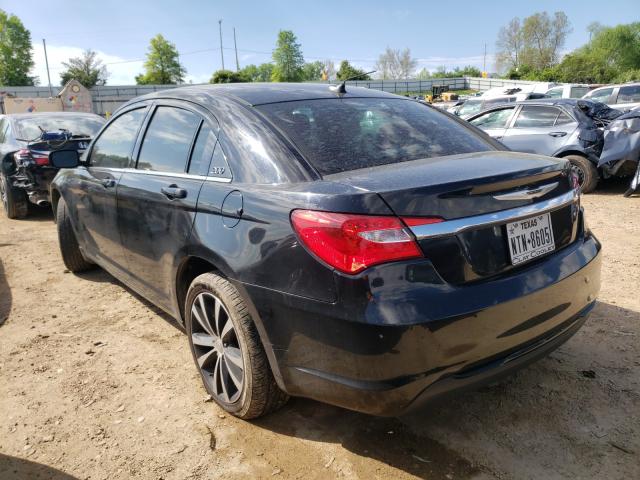 Photo 3 from auction – 2013 CHRYSLER 200 TOURIN with VIN 1C3CCBBB5DN651782