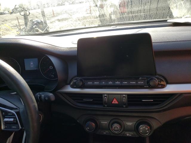 Photo 9 from auction – 2021 KIA FORTE FE with VIN 3KPF24AD0ME275801