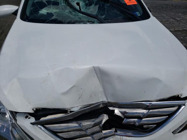 Photo 7 from auction – 2011 HYUNDAI SONATA SE with VIN 5NPEC4AB2BH218497