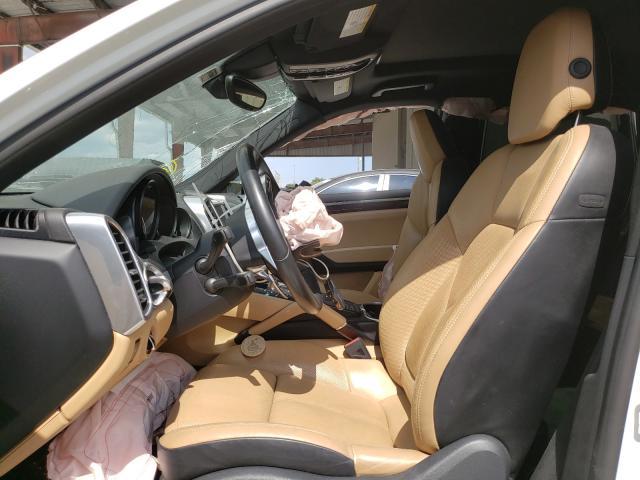 Photo 5 from auction – 2017 PORSCHE CAYENNE SE with VIN WP1AE2A29HLA75533