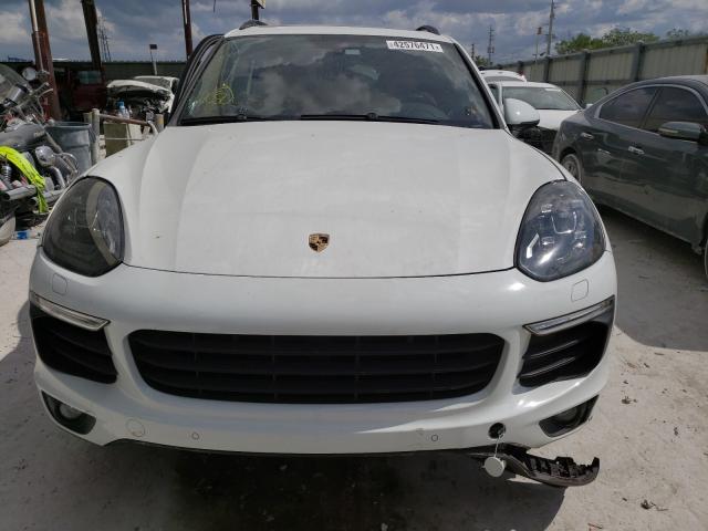 Photo 9 from auction – 2017 PORSCHE CAYENNE SE with VIN WP1AE2A29HLA75533