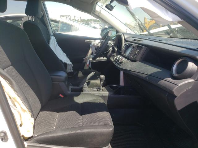 Photo 5 from auction – 2018 TOYOTA RAV4 LE with VIN 2T3ZFREV8JW507871