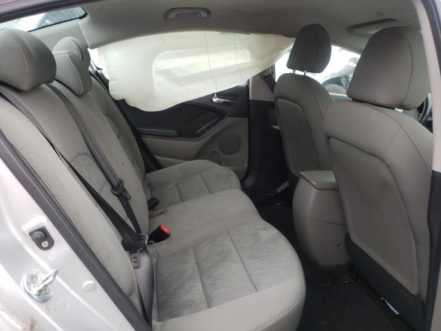 Photo 6 from auction – 2016 KIA FORTE LX with VIN KNAFK4A67G5552149