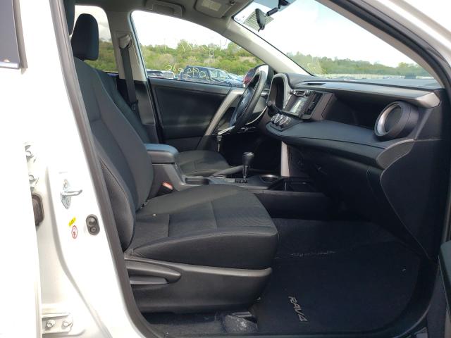 Photo 5 from auction – 2016 TOYOTA RAV4 LE with VIN 2T3BFREV2GW532128