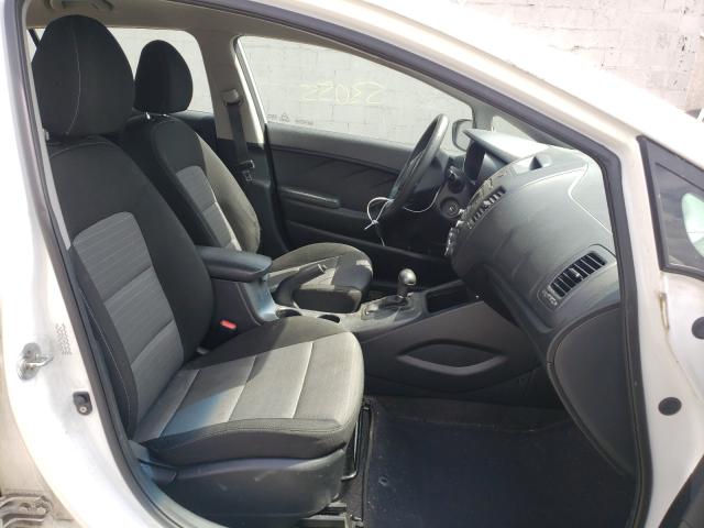 Photo 5 from auction – 2016 KIA FORTE LX with VIN KNAFK5A81G5584070