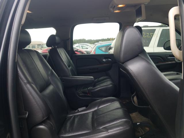 Photo 6 from auction – 2007 CHEVROLET SUBURBAN C with VIN 1GNFC16007R406792