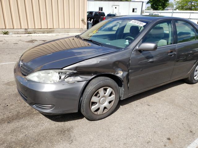 Photo 9 from auction – 2004 TOYOTA CAMRY LE with VIN 4T1BE32K74U891330