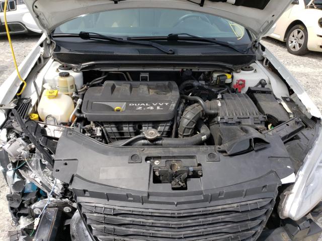Photo 7 from auction – 2013 CHRYSLER 200 TOURIN with VIN 1C3CCBBB3DN765800