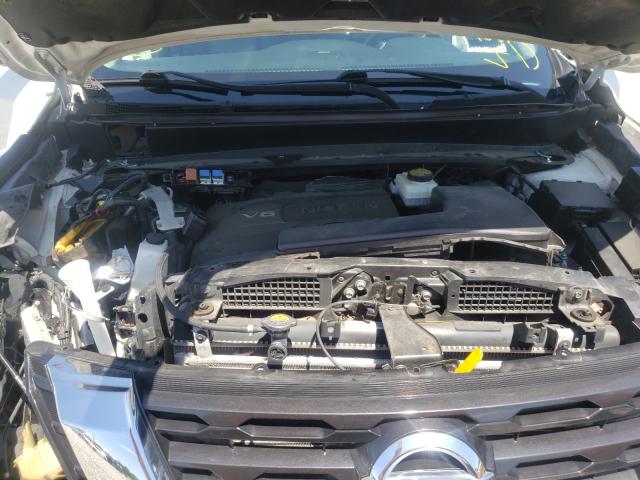Photo 7 from auction – 2017 NISSAN PATHFINDER with VIN 5N1DR2MM2HC680540