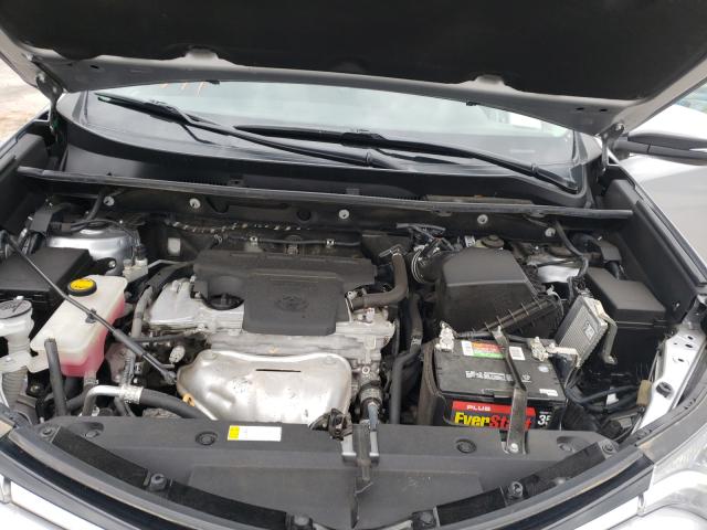 Photo 7 from auction – 2017 TOYOTA RAV4 XLE with VIN 2T3WFREVXHW339891