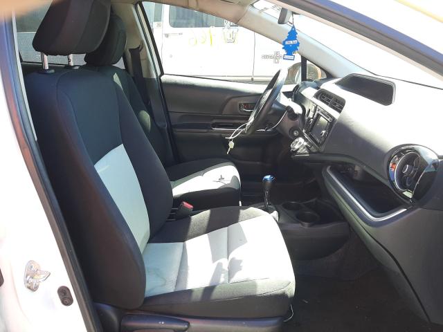 Photo 5 from auction – 2016 TOYOTA PRIUS C with VIN JTDKDTB36G1130357