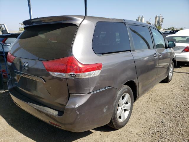 Photo 4 from auction – 2011 TOYOTA SIENNA BAS with VIN 5TDKA3DC2BS001128