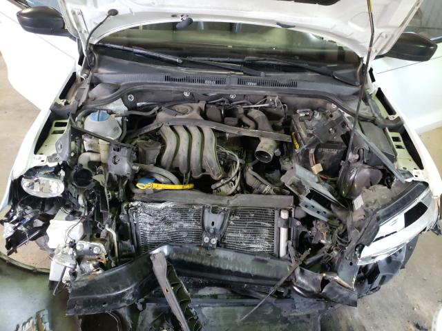 Photo 7 from auction – 2015 VOLKSWAGEN JETTA BASE with VIN 3VW2K7AJ9FM284606