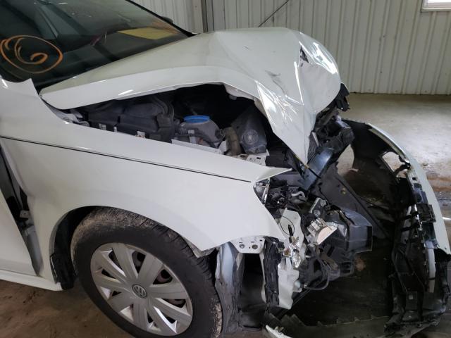 Photo 9 from auction – 2015 VOLKSWAGEN JETTA BASE with VIN 3VW2K7AJ9FM284606
