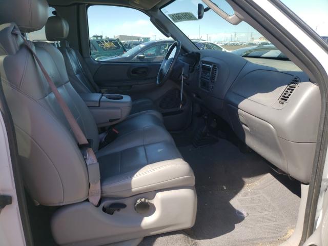 Photo 5 from auction – 2003 FORD F150 with VIN 1FTPX18LX3NA16289