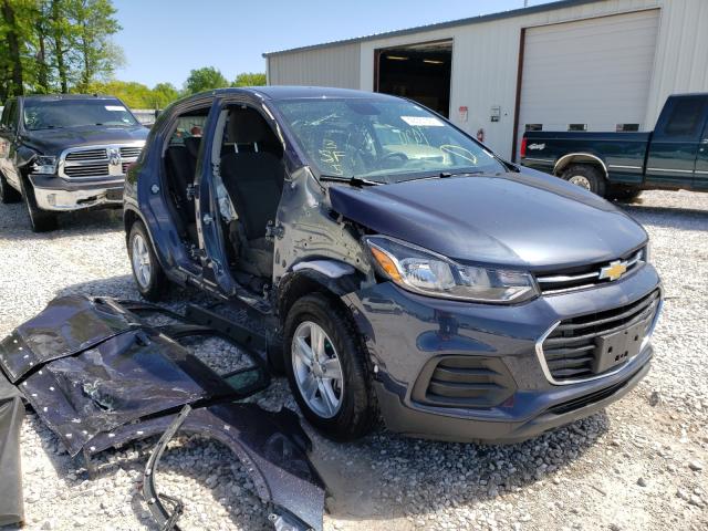 CHEVROLET TRAX LS 2019 with VIN 3GNCJKSB8KL191975 - Photo from auction