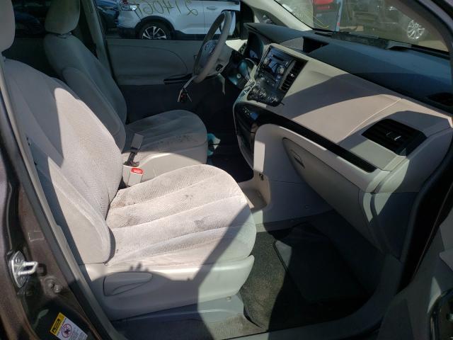 Photo 5 from auction – 2011 TOYOTA SIENNA BAS with VIN 5TDKA3DC2BS001128