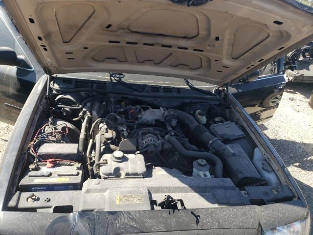 Photo 7 from auction – 2008 FORD CROWN VICT with VIN 2FAFP71V48X115390