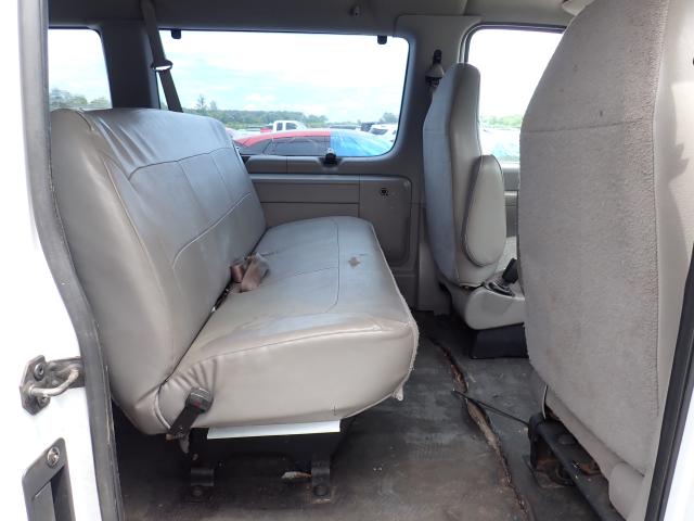 Photo 6 from auction – 2002 FORD ECONOLINE with VIN 1FBSS31L72HA59830