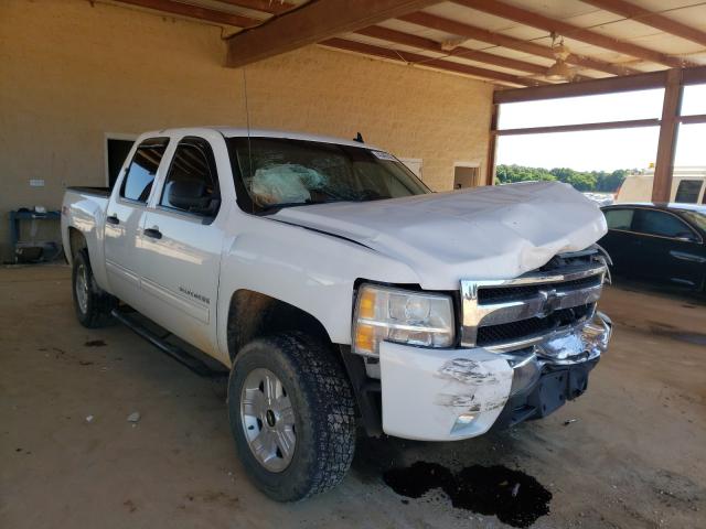 CHEVROLET SILVERADO 2011 with VIN 3GCPKSE35BG396545 - Photo from auction