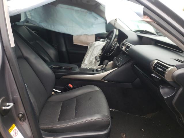 Photo 5 from auction – 2016 LEXUS IS 200T with VIN JTHBA1D20G5003614