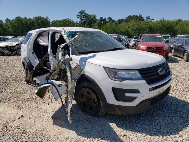 FORD EXPLORER P 2016 with VIN 1FM5K8AR5GGC61181 - Photo from auction